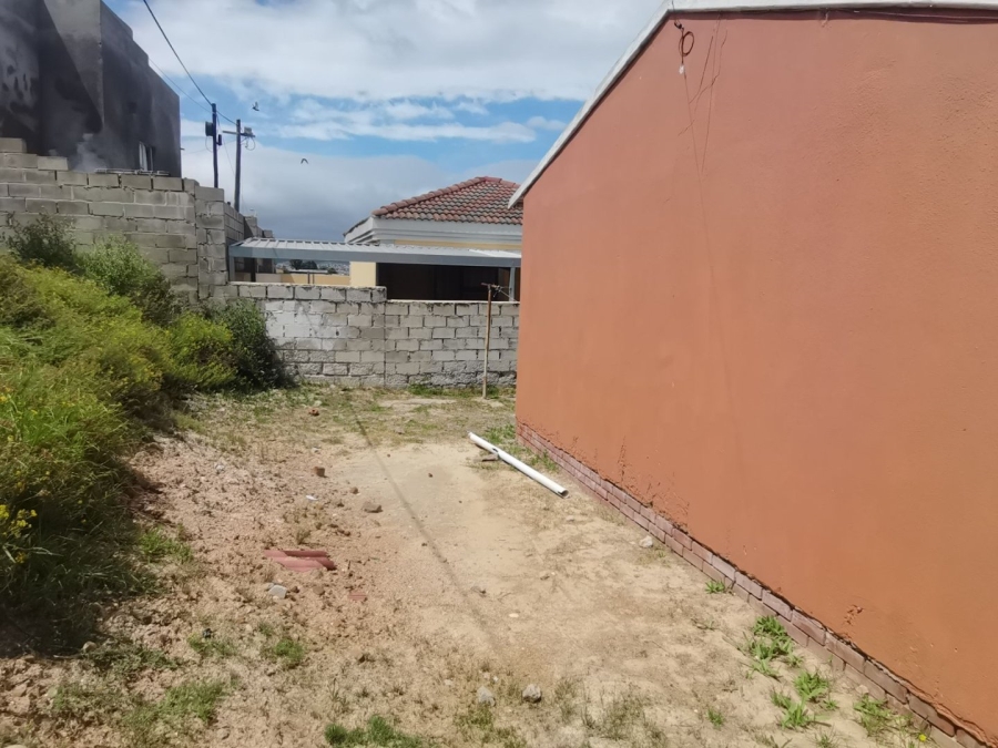 2 Bedroom Property for Sale in Kwadwesi Eastern Cape